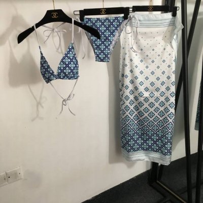 款号20253069 Casablanca新款比基尼分体泳衣三件套 菱格方块印花 系带内衣+三角内裤+印花高腰开叉半裙 白色 S-Xl