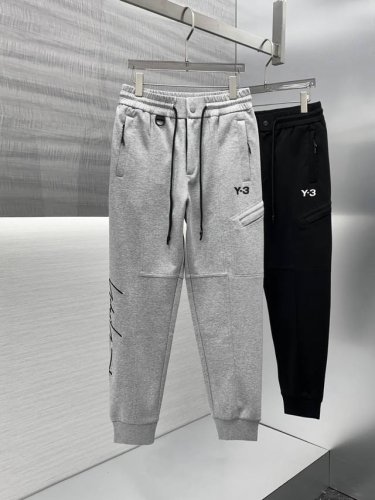 P270 Y-3# 2025 春夏休闲裤子 美学的焕新诠释,演绎浓郁的格调型时尚风范,细节感和设计感强悍.经典品牌标识做为色彩搭配,演绎经典的品牌时尚,为整体造
