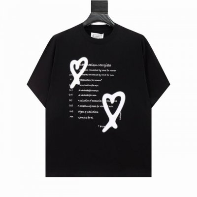 高版本Maisonmargiela 马吉拉 爱心字母短袖，男女同款。 满满的高级感 性价比超高 手感超级柔软、细腻、柔软和不起球且不变形 G纯棉品质，后领标志对