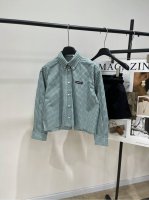 M绿色小细格毛边长袖衬衫 ，面料：全棉 颜色：绿色细格纹 * ｜绿色格子衬衫 25Ss春夏新款上新！ 绿色小格子毛边袖衬衫格子衬衫 腔调之神真的好Chic，一眼