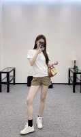 Gucc*2025新品上架 圆领印花卡通 定制Yb原生全棉材质 透气舒适 质感十足 修身短袖T恤裁剪 凸显品牌格调 采用克重纯棉制成 略带有弹力 呈现显瘦视觉效