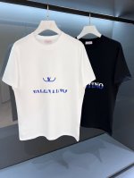 华伦*奴 男士印花短袖 Val男士圆领短袖T恤 2025Ss春夏新品Os宽松版型 效果更为简约利落,为时尚造型增添一抹独特风采...单穿内搭完美展现 刺绣标徽设