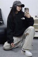 The North Face 北面24Ss日系富士山祥云春季连帽卫衣 本款采用新疆长绒棉纯棉面料，不起球不褪色不变形，质量超级好，柔软的让你爱不释手，布料挺实，