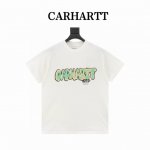 carhartt Wi 春夏新款涂鸦字母渐变图案印花短袖T恤，宽松休闲版型 浓郁的街头风格 简约时尚 胸前彩色的大号Carhartt字母印花 色彩渐变而斑斓 混
