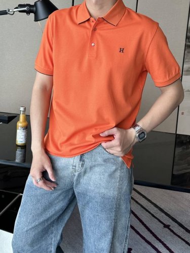 h家 2025春夏新款 男士T恤 经典翻领胸前Logo刺绣Polo衫短袖 翻领设计、既不单调也不复杂！H经典刺绣图案、品牌标志、立体饱满！整体走线工整对称、工艺