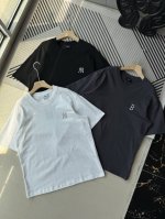 Mlb 男女情侣大Logo运动休闲短袖圆领时尚T恤25夏季新款 顶级本版 面料定制定染，前面小Logo银线刺绣，后背镂空大标烫金设计更加超酷有形，每一件都彰显个