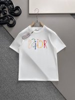 dior#迪奥 2025春夏新款首发专柜最新款短袖圆领T恤 高端订制 设计前卫时尚！品牌Logo重工艺设计 高端定制丝光长绒棉面料.手感柔软.穿着舒适.专柜级别