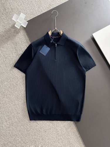 Lv 顶级polo 进口私货，高端天丝polo短袖毛衫 纯色简约专柜款 时尚不失奢华 品质毋庸置疑 上身效果超赞，奢华官网同款 款式专柜尺码M-3Xl 最大穿2