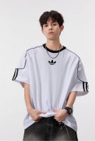 100 新款阿迪达斯Adidas 三叶草三条杠插肩撞色拼接Ins 领口螺纹针织情侣同款宽松落肩短袖T恤 面料: 280G重磅纯棉新疆长绒棉 采用特定重磅32S精