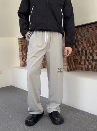 始祖鸟专柜同步更新 织带长裤 春夏定制高科技面料 舒适无比 家族式织带拼接 运动感超强 M-3Xl