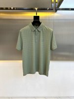 Given纪梵希、25Ss春夏新款进口冰丝混纺针织短袖翻领Polo衫。采用客供进口65.2%莱赛尔29.3%棉5.5%冰丝混纺材质，面料干爽透气，不易磨损，棉与