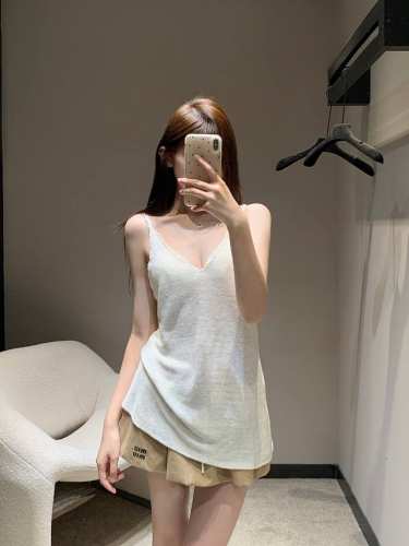 loro Pian* 25Ss春夏新款 无袖针织背心丨独家Yb开发！高版出品！透气感极佳 夏日出街回头率 单穿叠穿都非常的Nice ！以其精致繁复和卓越非凡的轮