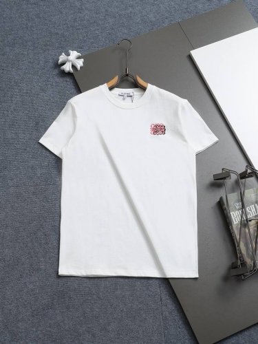 loewe 罗意威 微宽版型Xs S M L 25Ss最新最顶级 经典Logo拼色刺绣刺绣圆领短袖，最顶级的品质专柜原单短袖，顶级制作工艺进口面料，专柜款独特设