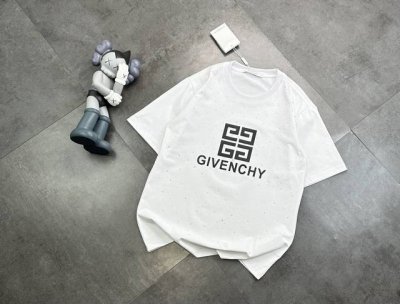 潮牌纪梵希满天星工艺情侣款短袖T恤！ ：240G双纱潮牌专用棉，纹理清晰，质感满满，同缸定染1×1无色差精密纯棉螺纹，层搭叠穿，自留好货，强烈推荐~所有的辅料全