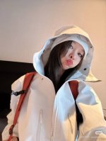 始祖鸟Alpha Sv 极地白 美疯了