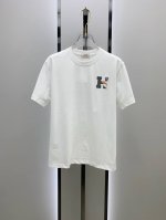 p210 高版本 爱马家2025新款经典圆领短袖，时尚百搭经典元素打造精致工艺专柜面料，顶级元素融合打造，经典短袖3标齐全，潮男时尚，无论是上身舒适度还是都是无