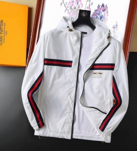 古奇 官网同款，三标齐全，提前发售 2025Ss开春新款男士夹克外套，双面穿原单三标齐全高端版本 专柜定制面料 透气舒适度高，细节无可挑剔，品牌元素设计理念，体