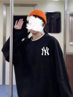 Mlb Yankees-Ny星球环行春季圆领卫衣 甄选新疆华棉面料 柔软舒适 手感软糯细腻 高克重 上身充满质感 非常轻便舒适 运动宽松版型不紧身 轻松驾驭无压