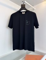 Xinp 爱*仕 He*MèS 2025春夏，柜在售！Metallerie Au Carre 皮绣点缀圆领短袖T恤衫，年年经典 羊羔皮绣点缀设计，丰富而有层次的