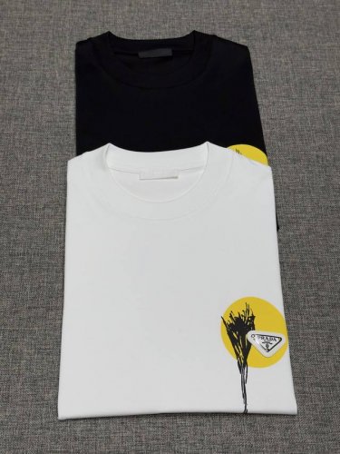 新品 Pd高端男士商务休闲打底圆领短袖T恤，台湾意比贸易公司货，25年早春新品，经典王牌单品，品相完美如斯！ 因经典而生，每季必出的招牌单品，新一季仍然延续了P