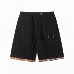 90 2025 巴宝莉 Burberry 新款速干沙滩短裤，定制面料，工艺刺绣Logo。 版型紧致立体，直条纹拼接，定制裤绳五金质感强，顺滑，上身舒适透气，凹