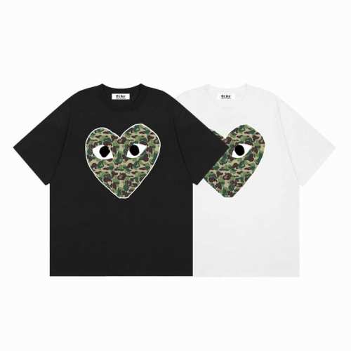 comme Des Garcons川久保玲play Bape迷彩联名款爱心印花夏季短袖T恤衫 颜色： 白色 黑色 尺码：M L Xl Xxl 价格p： 三标齐