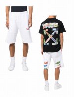 现货： # 春夏新品！ 品牌：Off-White 彩色Logo徽章款五分裤 短卫裤！ 颜色： 黑色 白色 尺码：Xs-S-M-L 做工： 立体剪裁：一片成型 裆