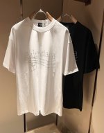 balencia*巴黎*家 2025春夏新款男女同情侣款休闲宽松棉质圆领短袖T恤衫！贸易公司渠道稀出，同步官网发售 ！ 2025春夏最新系列，经典时尚设计元素，