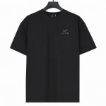 Ayc'teryx 始祖鸟 25Ss 银质反光小标Logo短袖T恤 这款T恤精选高端32S双纱280克面料，质感厚重，穿着舒适。定制拉架罗纹，细节之处尽显匠心。