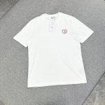 Dio- 新品 胸前Cd爱心印花圆领短袖T恤 简约设计款 不挑人的款式 定制面料上身舒适柔软 男女同款 S-Xl
