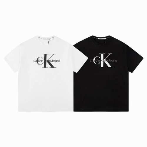 顶级版本 款号:N02 品名：Calvin Kleinck 男女情侣休闲圆领短袖T恤，印花+刺绣一体的工艺，成本增加耗时耗力。 260G高克重莱卡面料质感非常细