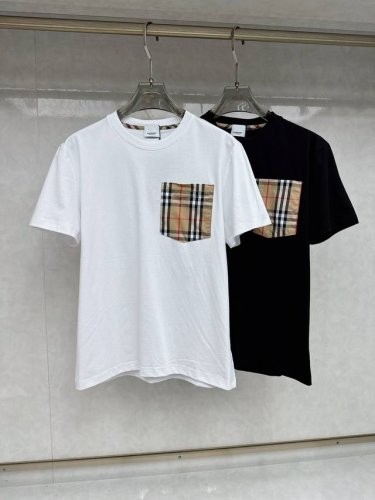巴宝莉 2025Ss春夏最新款短袖T恤，手感柔软，穿着舒适，做工精细.上身效果无敌帅气，码数 S-2Xl