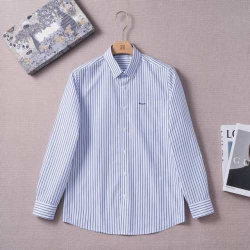 新品上市 Salvator*Fer*Agamo 菲拉25春夏时装款长袖衬衫！ 高端的时尚美学设计结合立体裁剪的版型，使穿着更具舒适性和观赏性。 面料甄选的顶级瑞