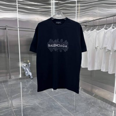 Bal 2025春夏新款260克短袖T恤 印花厚板 男女同款宽松版 S M L Xl Xxl 五个码 颜色：白色 黑色 灰色