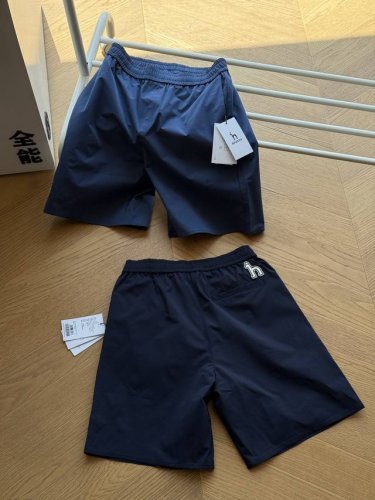 哈吉斯Hazzys 25Ss 后袋橡胶小狗 休闲通勤短裤 黑色 蓝色 M~Xxl 原版速干面料，亲肤舒适，后袋白色小狗橡胶标，基础百搭款，全套原版三标辅料齐全