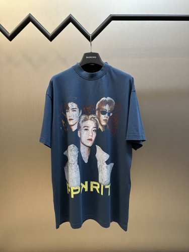 顶级版本.官网品质 巴黎世家Balenciaga Blcg 25Ss新款 正面以pp Krit艺术家艺术作品直喷印花，后面以艺术签名印花 ，右袖刺绣英文磨烂做旧