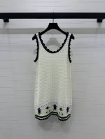上新原单高端品质 Chane* 2025春夏最新系列！镂空长款针织裙！定制Yb棉毛纱线织造 通体利用镂空钩针肌理交织 紧跟潮流趋势 若隐若现性感个性 黑色花边与
