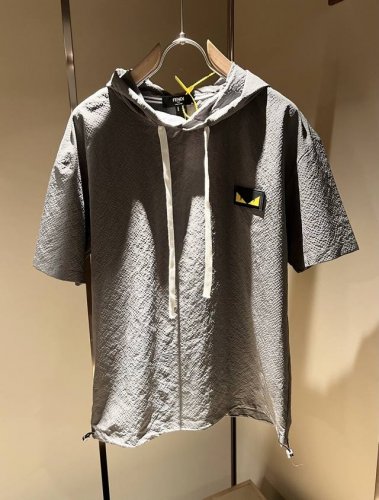 Fen*I 芬*迪 2025春夏新款男女同款套装 意大利原厂订单 Fd家族人气单品 代表性十足 规格感十足的精品 所有Fd粉丝都值得抢购的精品 纯正意代渠道订单