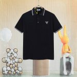 prada 普拉达高品质翻领polo衫 经典标识黑边倒三角标刺绣短袖 面料选择：专柜定制面料 选用珠地网眼布棉质面料打造，表面分布细密的网眼结构，增强其透气性。