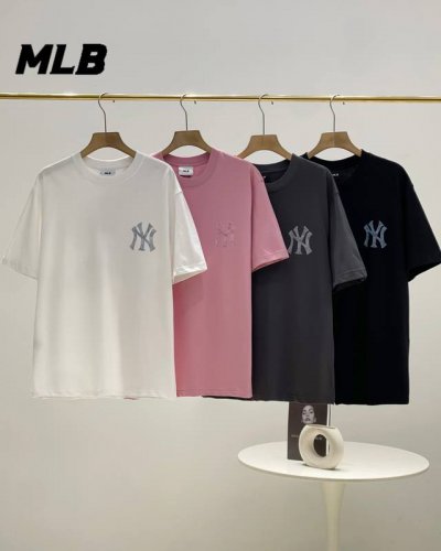 mlb官方 男女情侣做旧大Logo时尚凉感T恤百搭短袖25夏季新款。 火爆来袭，设计简约而不失个性，融入了潮流元素，颜色丰富多样，满足不同风格搭配需求， 面料柔