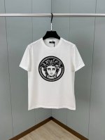 Versace 25春夏新品美杜莎刺绣水晶点缀短袖T恤，正面饰有刺绣美杜莎+水晶点缀，采用定制80支双股丝光棉面料；黑色 白色 M～Xxxl