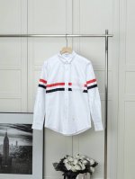 Tb新款前后围绕红白蓝织带长袖衬衫 新款 Thom Browne 汤姆布朗.Tb衬衫经典新款前后围绕红白蓝织带牛津纺长袖衬衣 意大利制造产地小标 面料采用定制牛