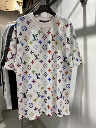 款号：Zmr54# Lv 路易威登最新村上隆白三彩链条简约设计短袖T恤 正儿八经280克纯棉双砂面料 所有面料均已提前做过缩水 品质第一 所见即所得 不会洗一次
