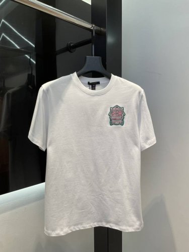 Lv25早春新款薇章T恤 春季新款短袖简单舒不挑人穿Sml