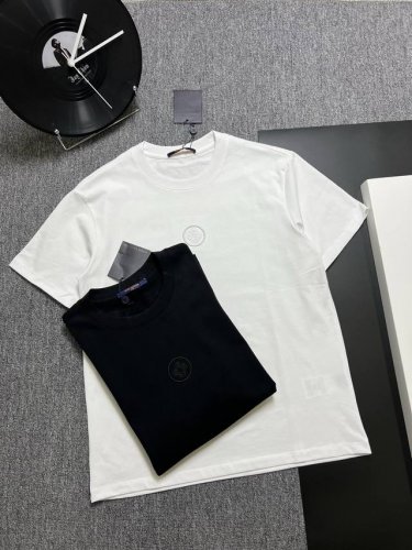 Lv 25S夏款 颜色 黑色 白色 尺码 S M L Xl 前后刺绣 280G精梳紧密棉 高品质 男女同款