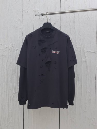 Balenciaga* 巴黎25Ss真两件套可乐破坏长袖 面料采用230克纯棉平纹布内外真两件搭配32S双纱拉架螺纹350G精棉面料通常具有较好的吸湿性透气性保