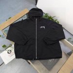 上新180 款号：Bm611 2025新款Stussy斯图西拉链字母图案Logo印花休闲情侣运动防风冲锋衣风衣外套，官网同步，精准印花，原版五金，定制Logo拉