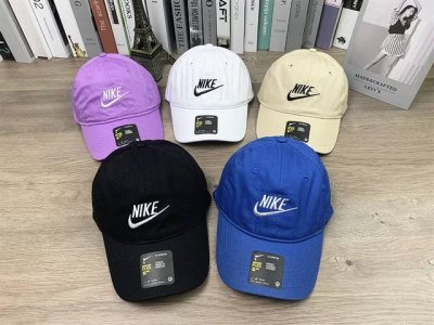 9650# #耐克Nike经典款软顶鸭舌帽男女同款情侣棒球帽百搭显脸小帽子# 可调节 颜色：白色 紫色 蓝色 黑色 卡其色
