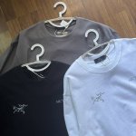 高品质，雪梨纸精包装 Arcteryx 始祖鸟新款鸟图案字母印花短袖T恤 当下潮流圈最受欢迎的户外神级 始祖鸟 ，现在一件基础Logot恤己成了潮人必备， 高品