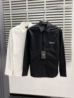 Fendi芬迪独家专供新款男士休闲衬衫 高端定制 高端版本 时尚百搭爆款进口面料 手感超柔软细腻 穿着亲肤舒适 高端精品 代工厂p精细做工 上身非常赞 男士必备